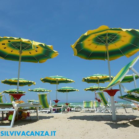 Zaffiro Luxury Silvi Vacanza Silvi Marina Exterior foto